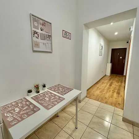 Przy Rynku Ii Hostel *